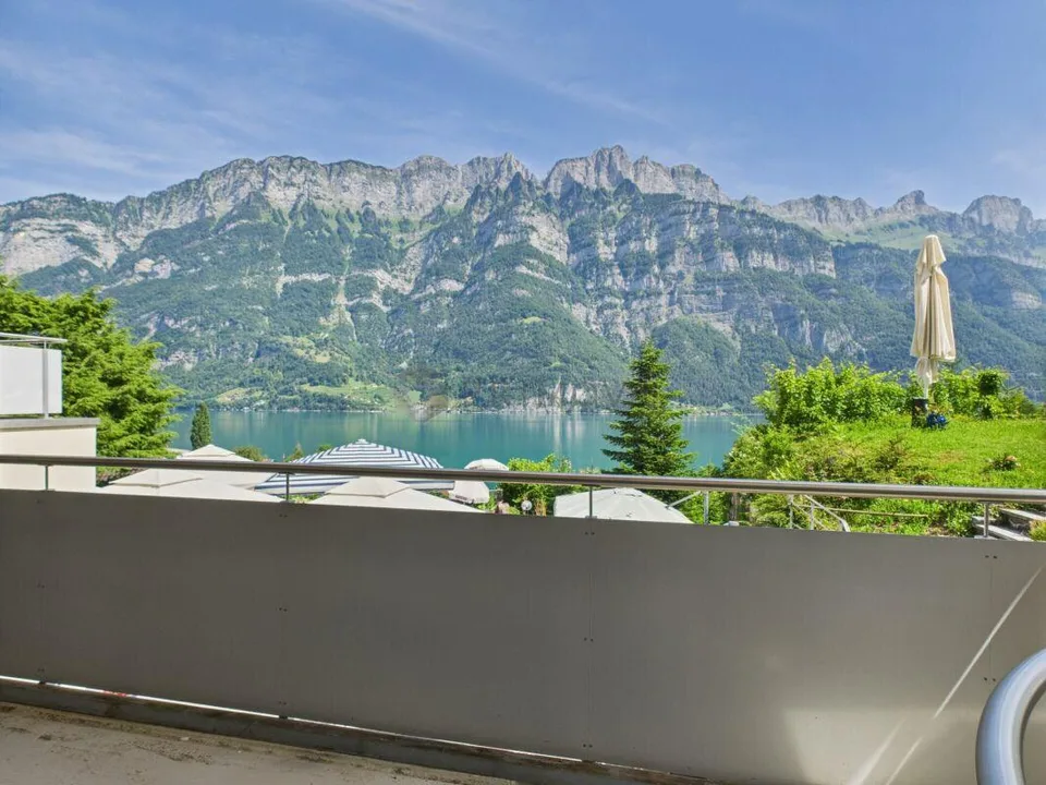Wohnen am See: Möblierte 2.5 Zi.-Ferienwohnung mit Panorama-Terrasse & Parkplatz – Foto 6 von 12