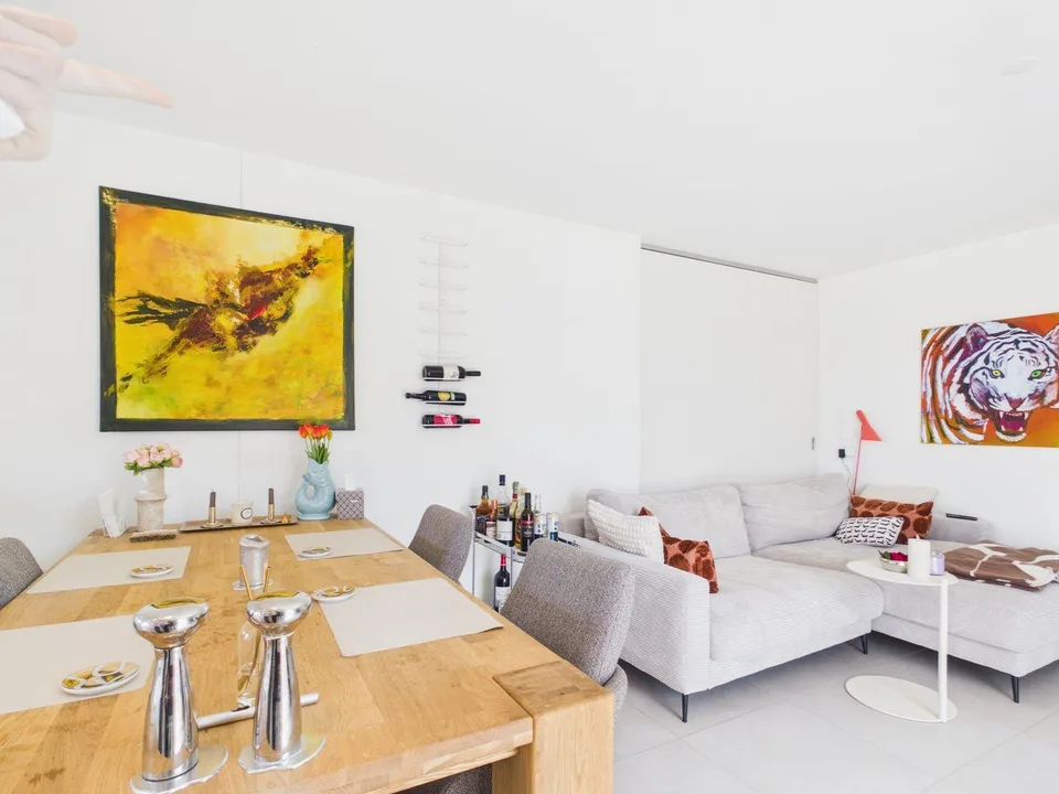 Lichtdurchflutete 3.5 Zimmer Penthousewohnung mit riesiger Terrasse, zentral in Luzern – Foto 11 von 14