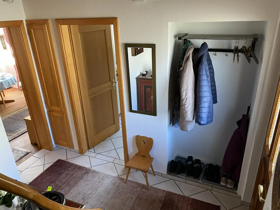 Hausteil mit 4,5 Zimmern mit grossem Garten – Foto 8 von 11