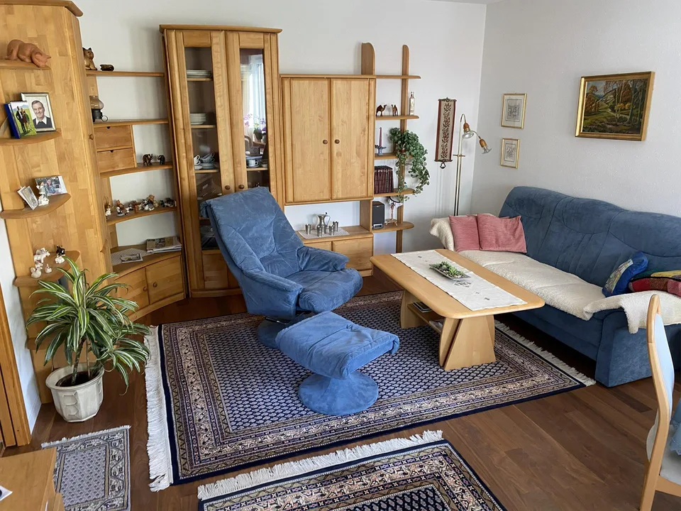 Hausteil mit 4,5 Zimmern mit grossem Garten – Foto 6 von 11