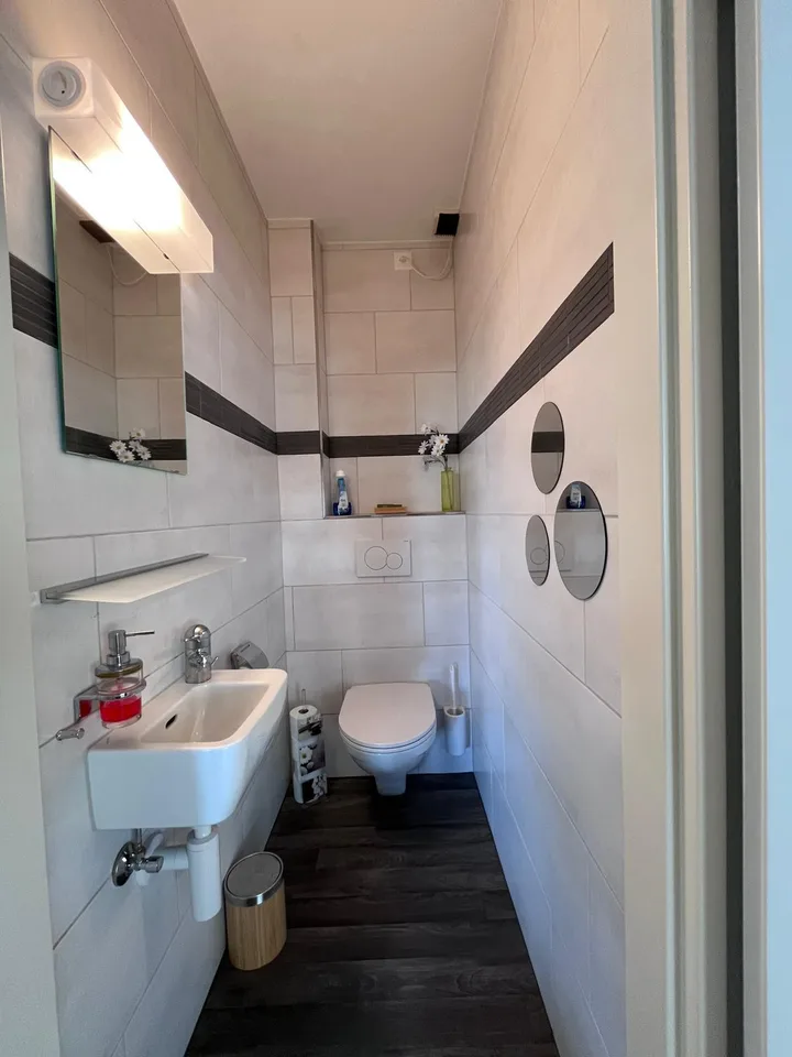 6-Zimmer-Einfamilienhaus auf Binninger Höhe – Foto 10 von 13