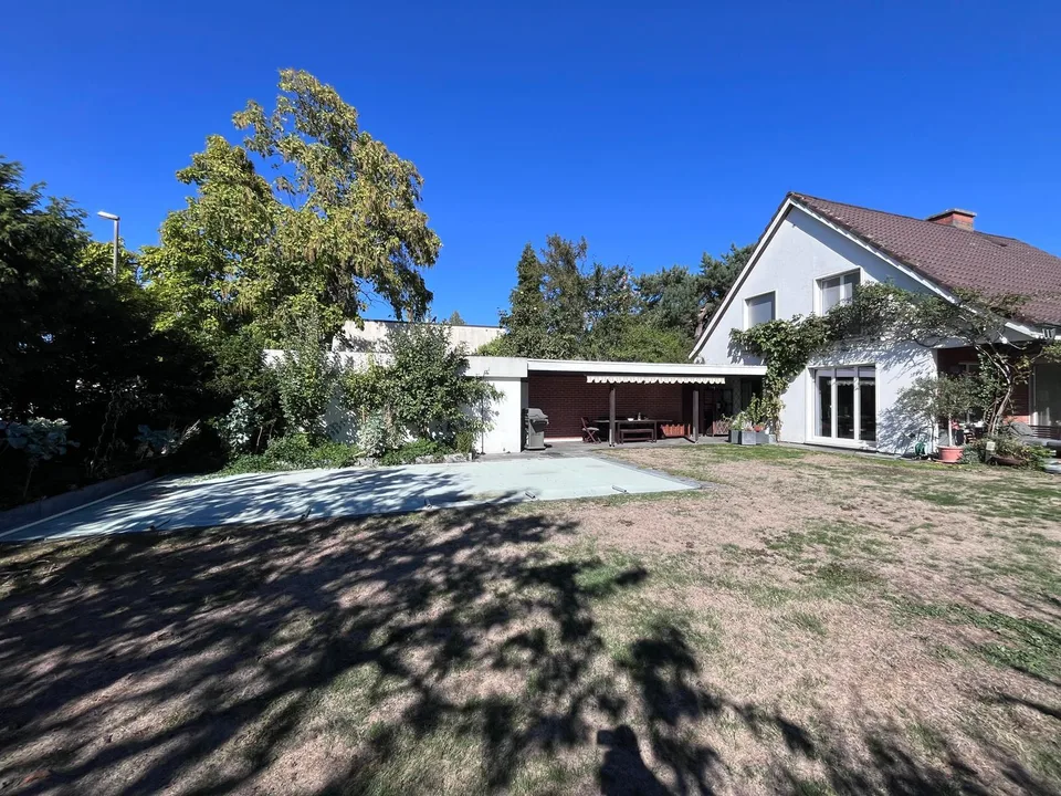 6-Zimmer-Einfamilienhaus auf Binninger Höhe – Foto 2 von 13