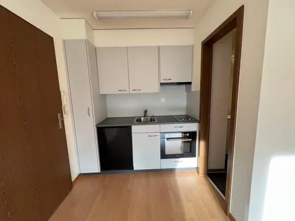 Appartamento di 1 camera accogliente con balcone soleggiato a Ostermundigen – foto 2 di 5