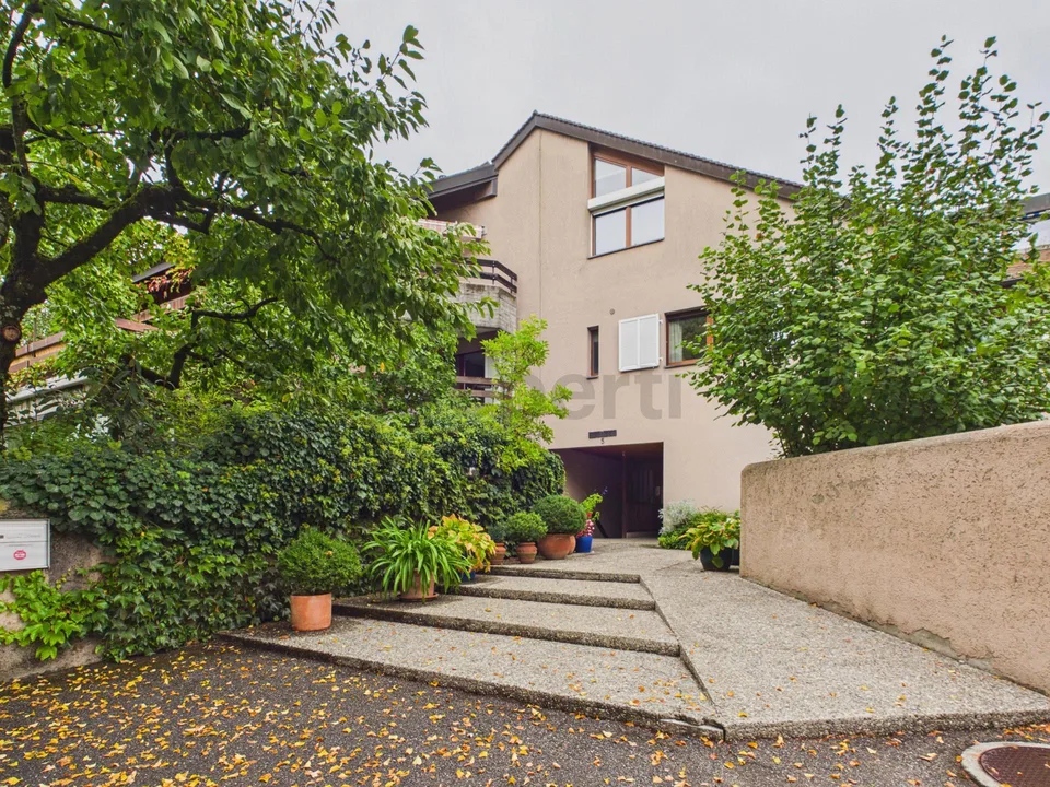 Balcon de 20 m², Cheminée, Box Fermé, Parking Extérieur & Rendement... – Foto 11 von 12
