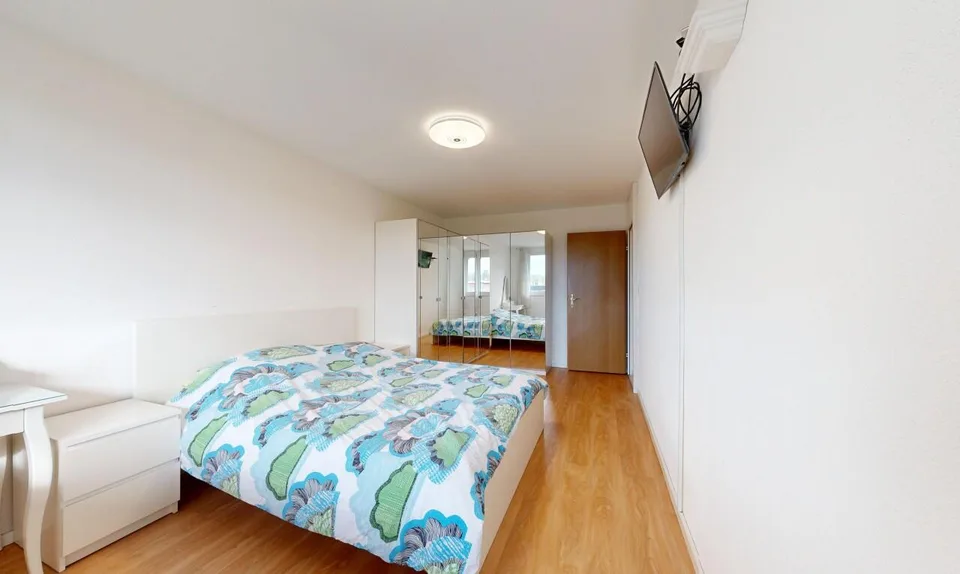 4-Zimmer-Duplexwohnung mit Terrasse und Cheminée – Foto 9 von 11