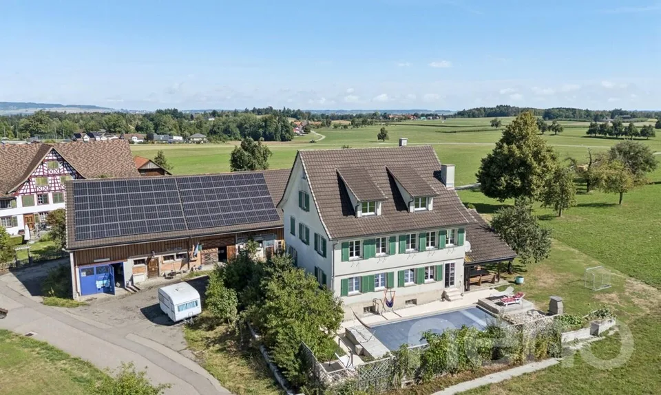 Bauernhof mit Seele - Wohnen, Wellness und Pferdehaltung an einem Ort – Foto 2 von 11