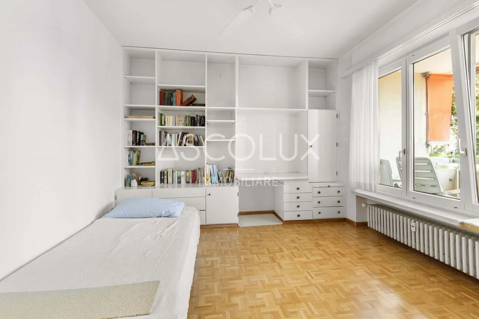 Ampio appartamento di 2.5 locali con parcheggio garage incluso in r... – Foto 5 von 25
