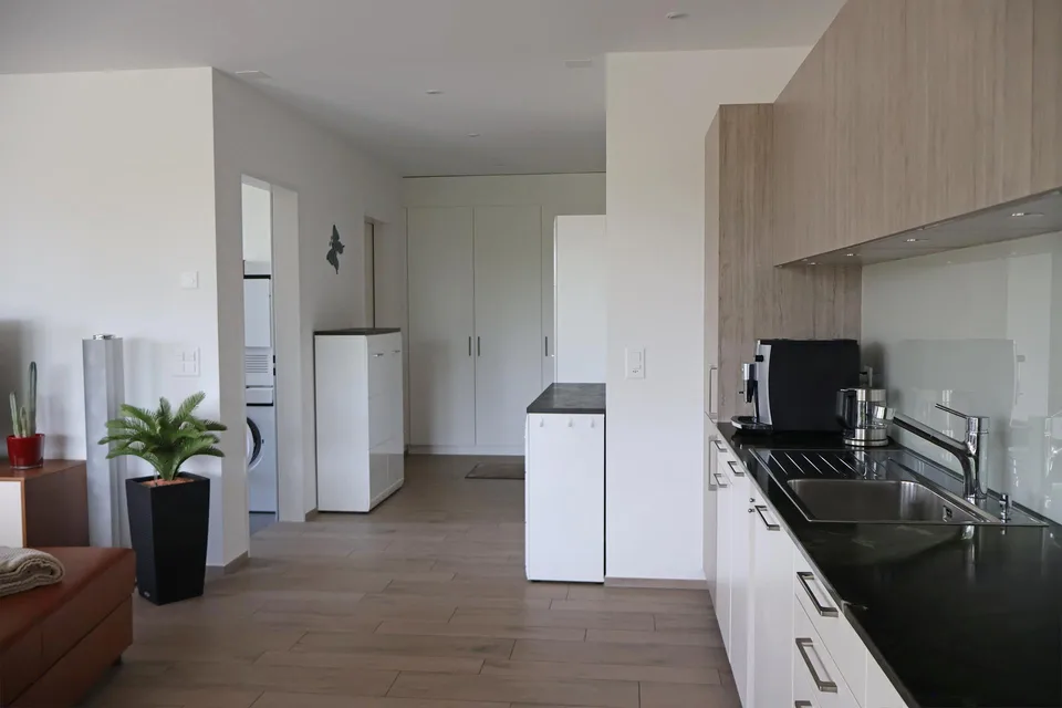 Attraktive 2.5-Zimmer-Wohnung mit Weitblick in die Weinreben – foto 7 di 15