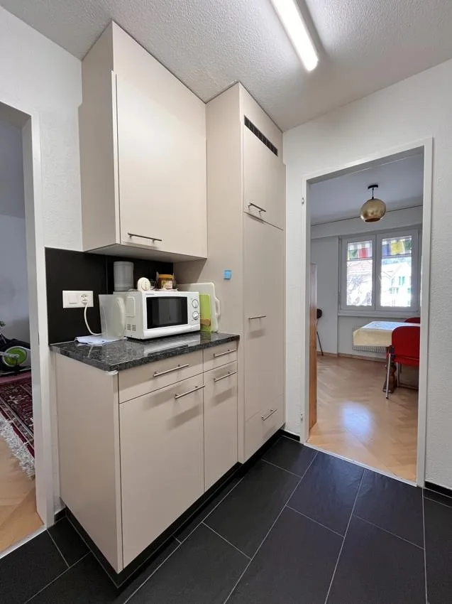 Appartement 3,5 pièces bien entretenu dans un emplacement central – photo 5 sur 13