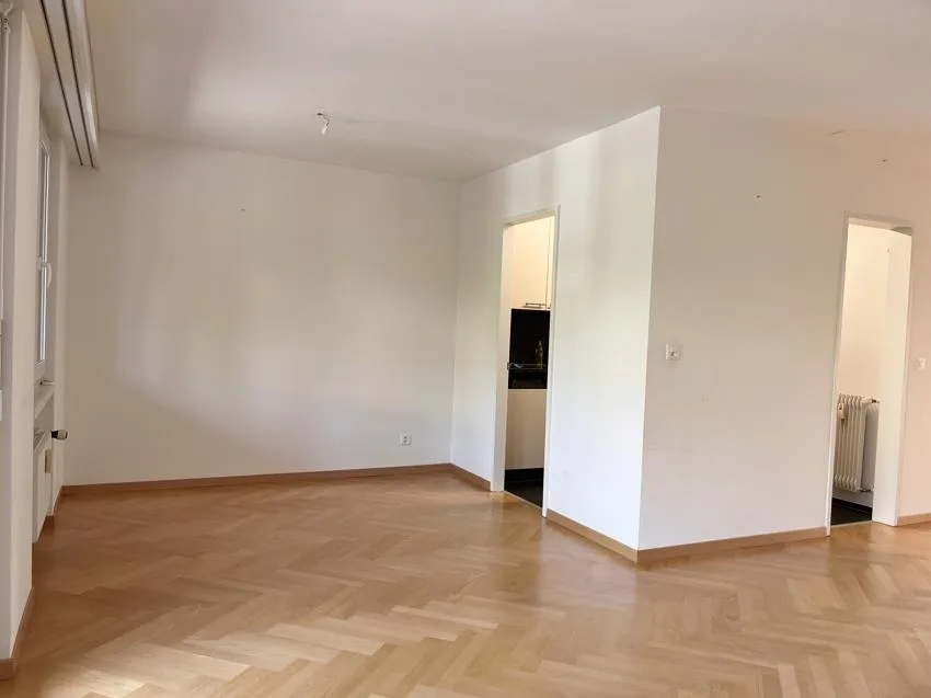 Appartement 3,5 pièces bien entretenu dans un emplacement central – photo 8 sur 13