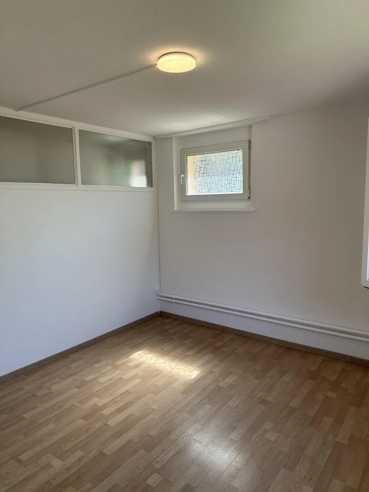 1 ½ Zi. WHG Parterre – Foto 4 von 13