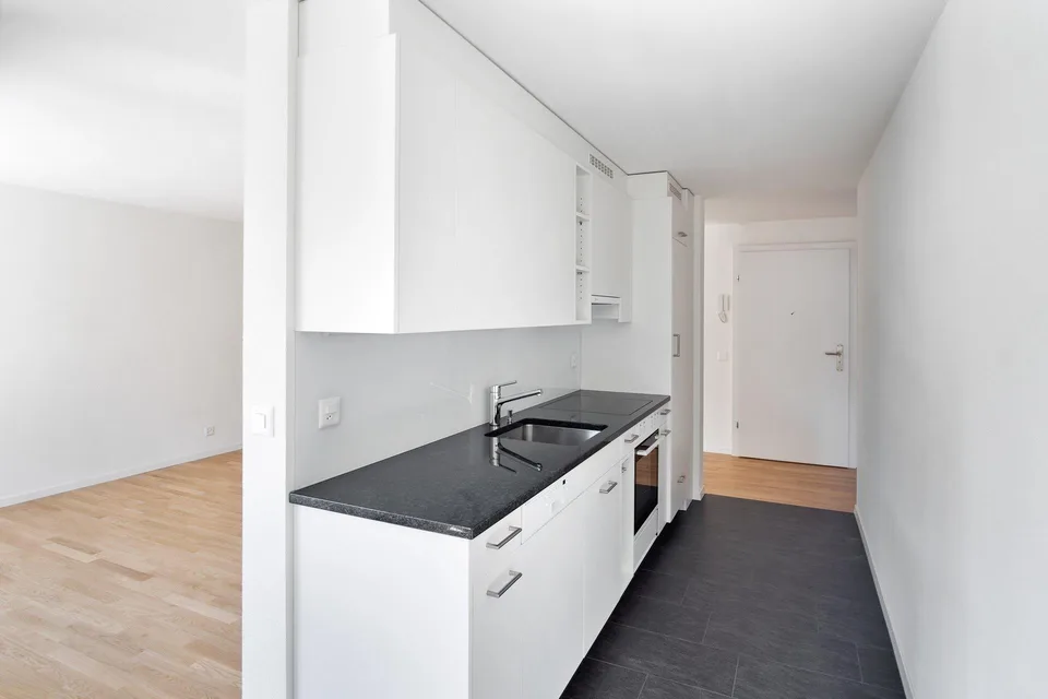 Wohnung mit Gartensitzplatz - MIETEN OHNE KAUTION – Foto 5 von 8
