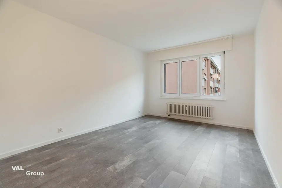 Moderno appartamento di 2,5 stanze in posizione centrale a Visp – foto 5 di 10