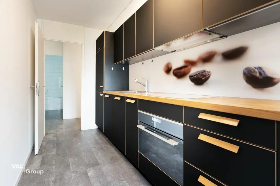 Moderno appartamento di 2,5 stanze in posizione centrale a Visp – foto 4 di 10