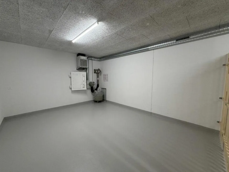 Local de stockage à louer – photo 2 sur 4