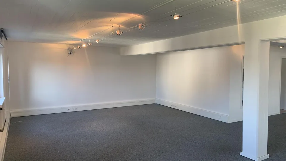 Büro in Bassersdorf – Foto 4 von 8