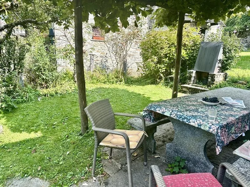 3-Zimmer-Rustico mit schöner Pergola in malerischem Tessiner Weiler... – Foto 18 von 30