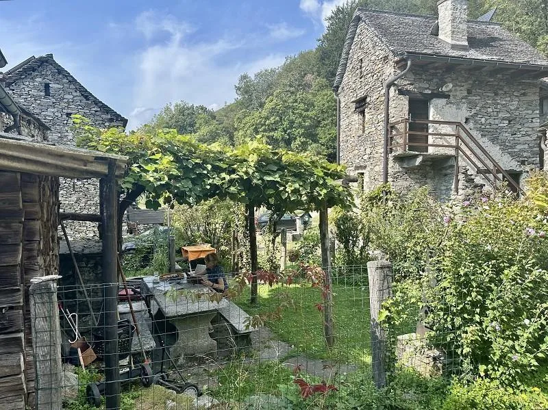 3-Zimmer-Rustico mit schöner Pergola in malerischem Tessiner Weiler... – Foto 17 von 30