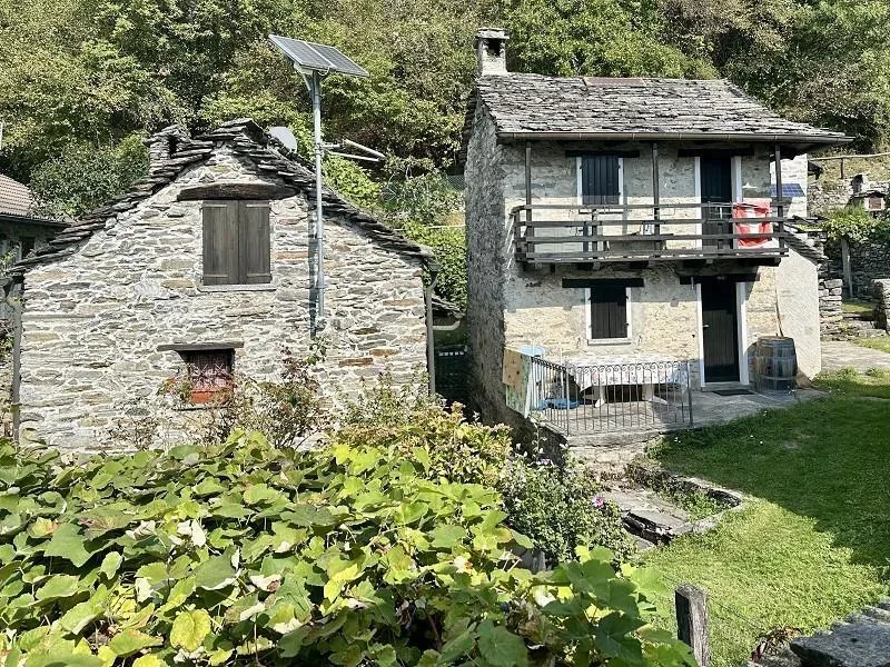 3-Zimmer-Rustico mit schöner Pergola in malerischem Tessiner Weiler... – Foto 22 von 30