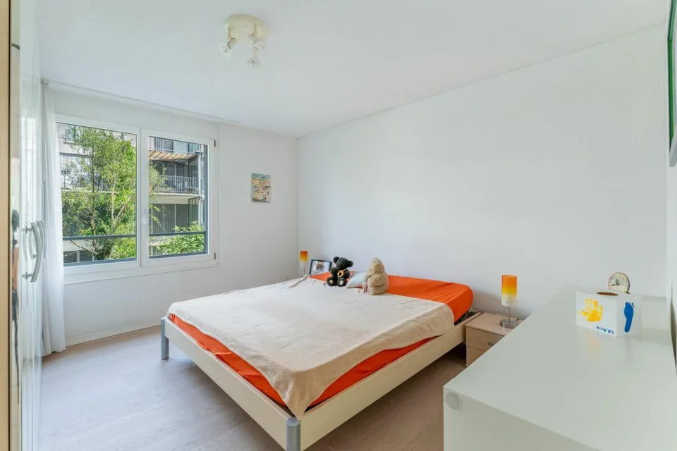 Grosszügige 3.5-Zimmer Wohnung mit Wintergarten in Stadtnähe – Foto 11 von 15