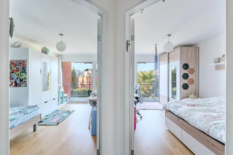 Modern - contemporary - well maintained – photo 7 of 15