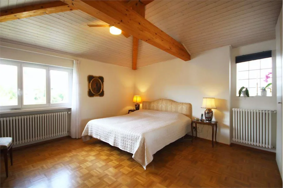 Großes Einfamilienhaus in Gentilino mit Garten – Foto 7 von 11