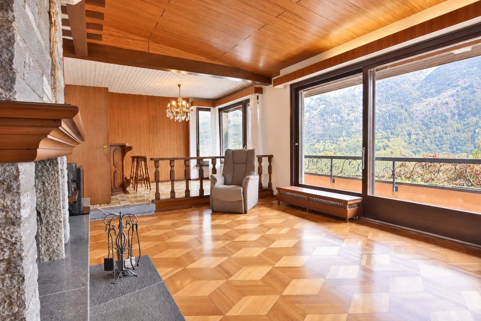 Schönes Einfamilienhaus mit freier Aussicht – Foto 3 von 17