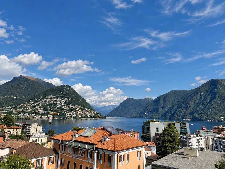 Luminoso 3.5 locali vista lago – Foto 8 von 8