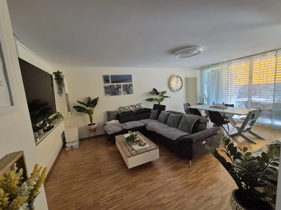 Renovierte 4 1/2 Maisonette-Wohnung in einer Alterssiedlung – foto 4 di 6