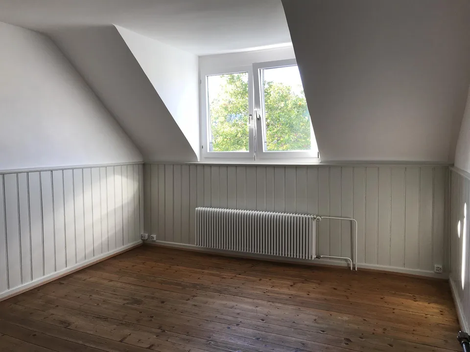 Stilvoll renovierte 4.5-Zi-Woahnung in lebendigem Wohnquartier – Foto 10 von 12