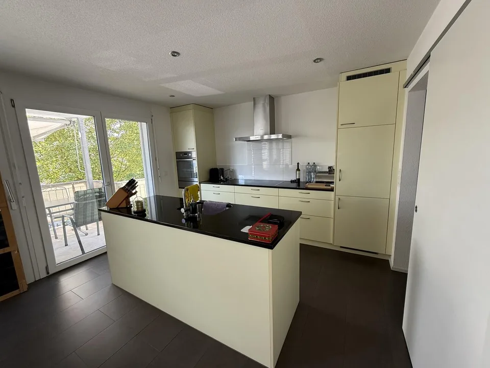 Bright and spacious apartment with plenty of daylight in Dotzigen – photo 2 of 6