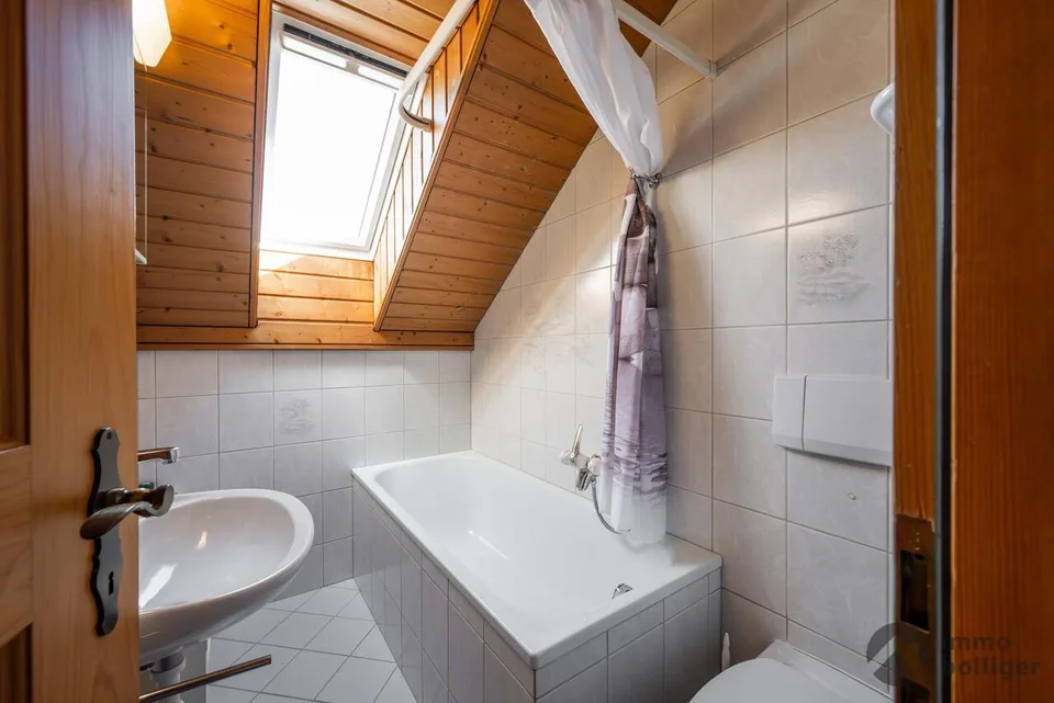 8.5 Zimmer Einfamilienhaus in Brittnau – Foto 10 von 13