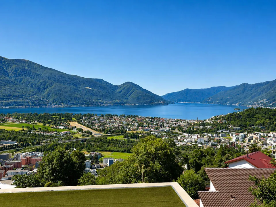 Moderno attico vista lago a Locarno – foto 14 di 17