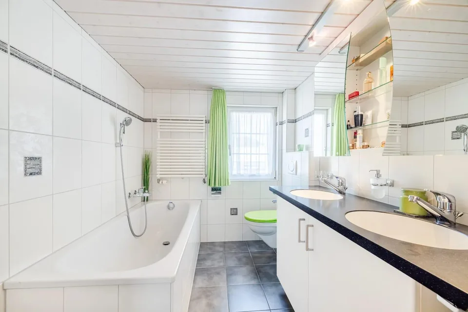6.5 Zimmer Doppeleinfamilienhaus in Herisau – Foto 7 von 13