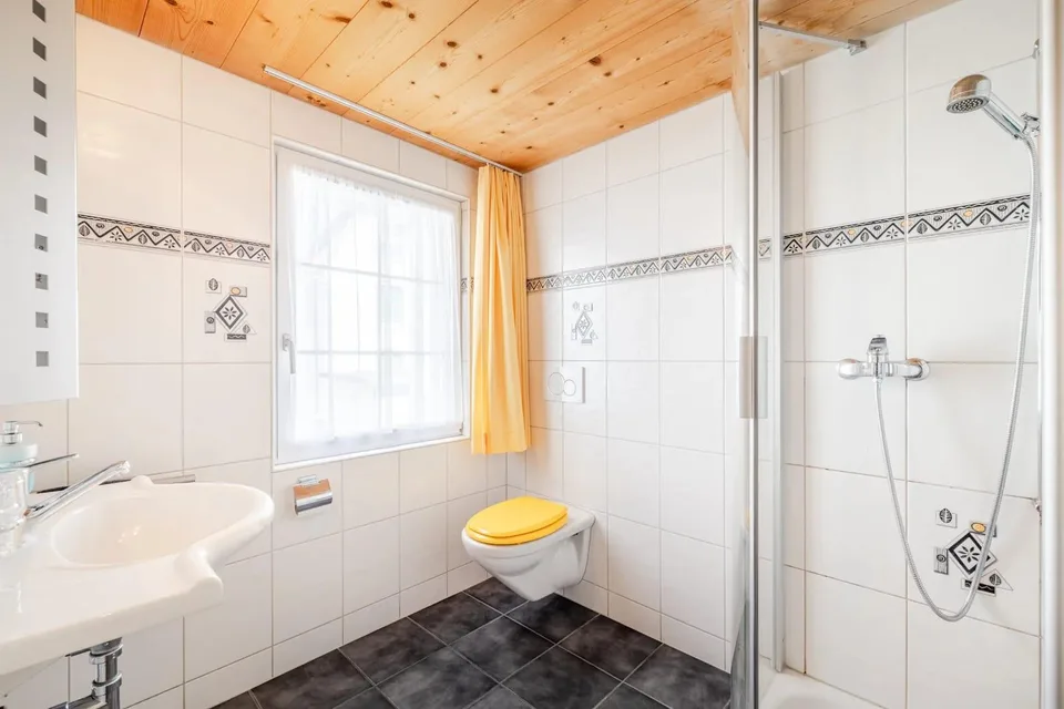 6.5 Zimmer Doppeleinfamilienhaus in Herisau – Foto 8 von 13