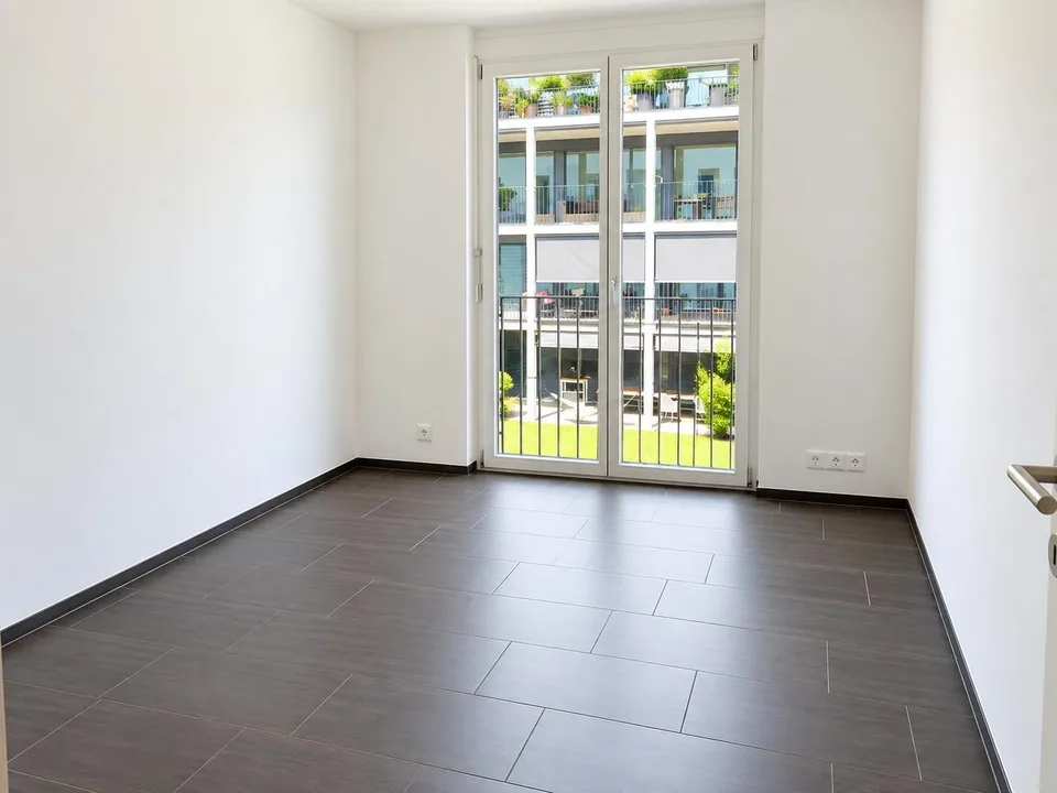 4.5 Zimmerwohnung in Nänikon – Foto 4 von 11