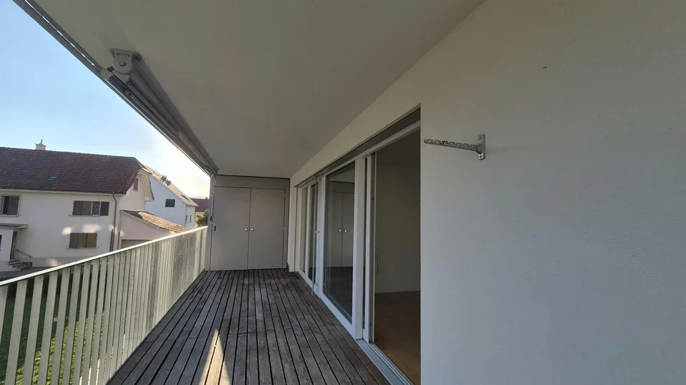 Grosszügige Wohnung im Familienquartier – photo 3 sur 14