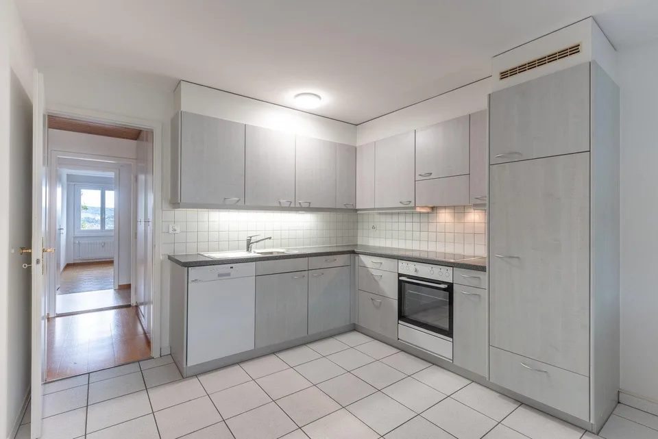 Appartamento luminoso 3.5 locali a Kehrsatz – foto 2 di 9