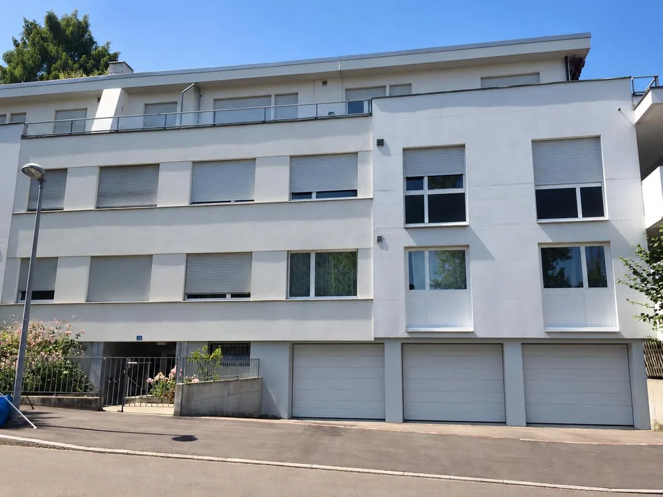 Garage auf dem Bruderholz – Foto 2 von 2