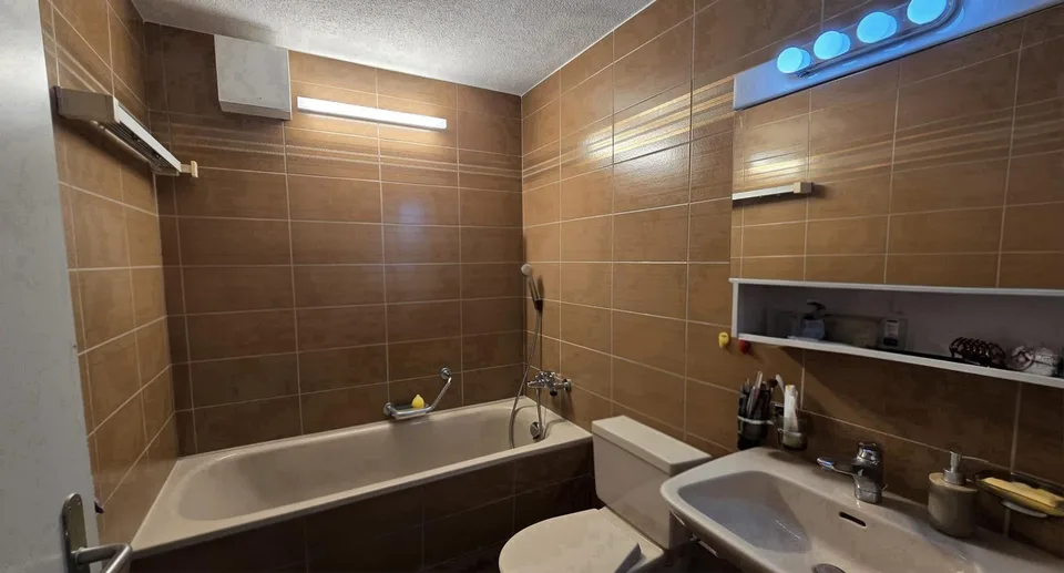 Grosszügige 2.5 Zimmer-Wohnung mit Blick ins Grüne – foto 7 di 10