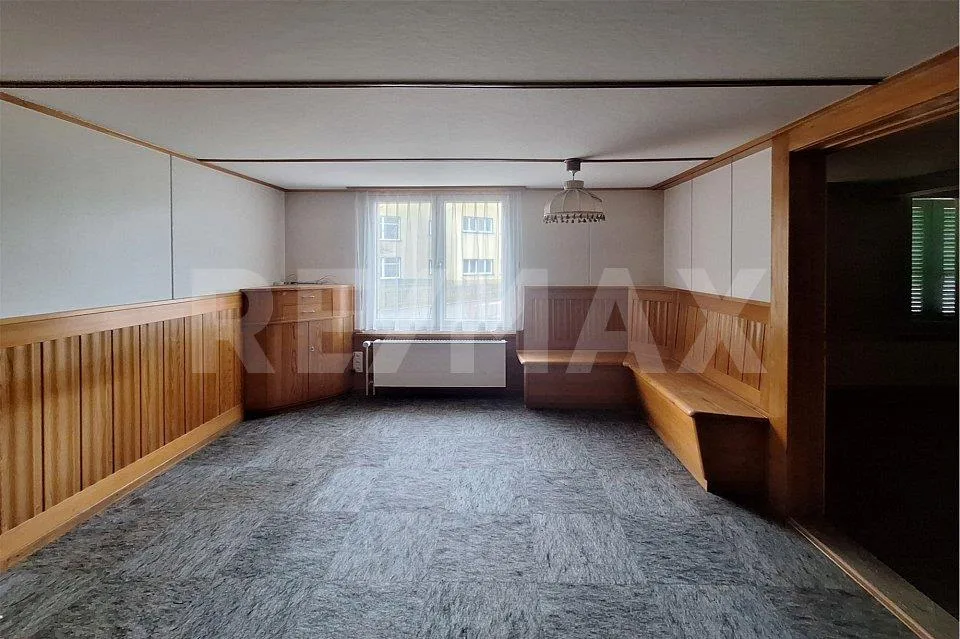 Jetzt CHF 780'000.– | Sanierungsobjekt mit Entwicklungspotenzial in... – foto 10 di 12