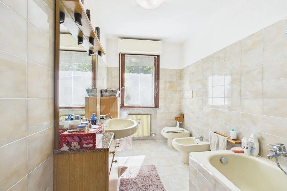 Italia - Colverde - Appartamento 4,5 locali con terrazza e garage d... – photo 7 of 12