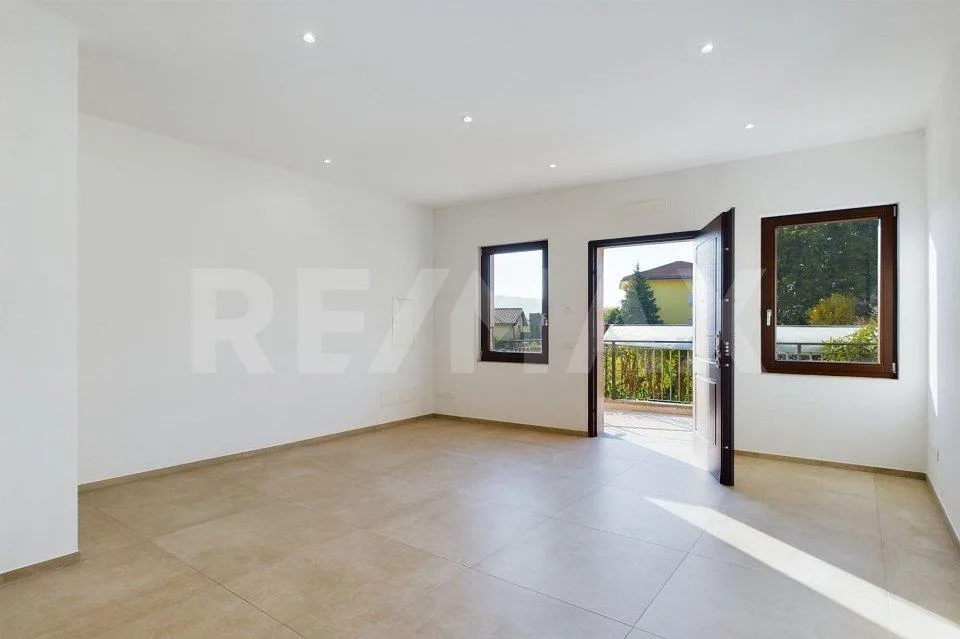 Renoviertes 3-Zimmer-Apartment mit Terrasse und freier Sicht – Foto 6 von 12