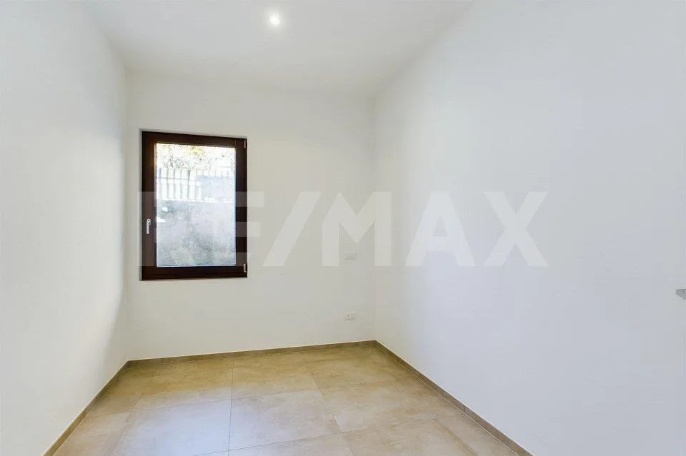 Renoviertes 3-Zimmer-Apartment mit Terrasse und freier Sicht – Foto 7 von 12