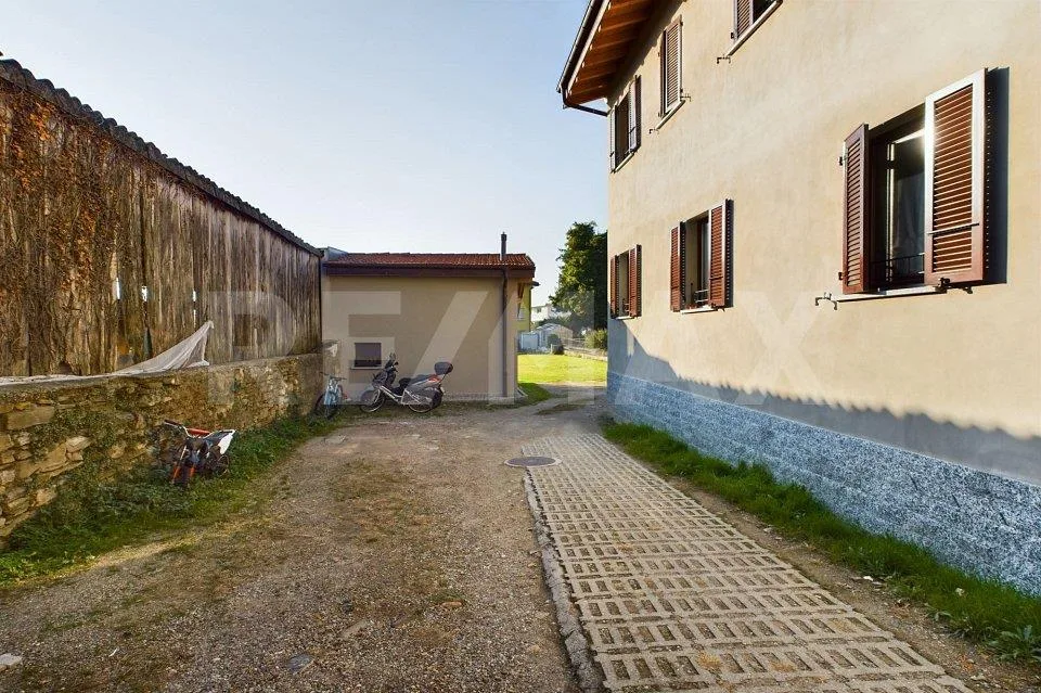 Renoviertes 3-Zimmer-Apartment mit Terrasse und freier Sicht – Foto 11 von 12