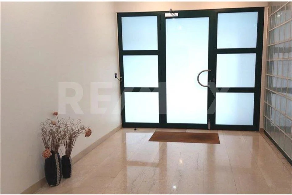 Helles und renoviertes 2,5-Zimmer-Wohnung mit Terrasse – Foto 10 von 11