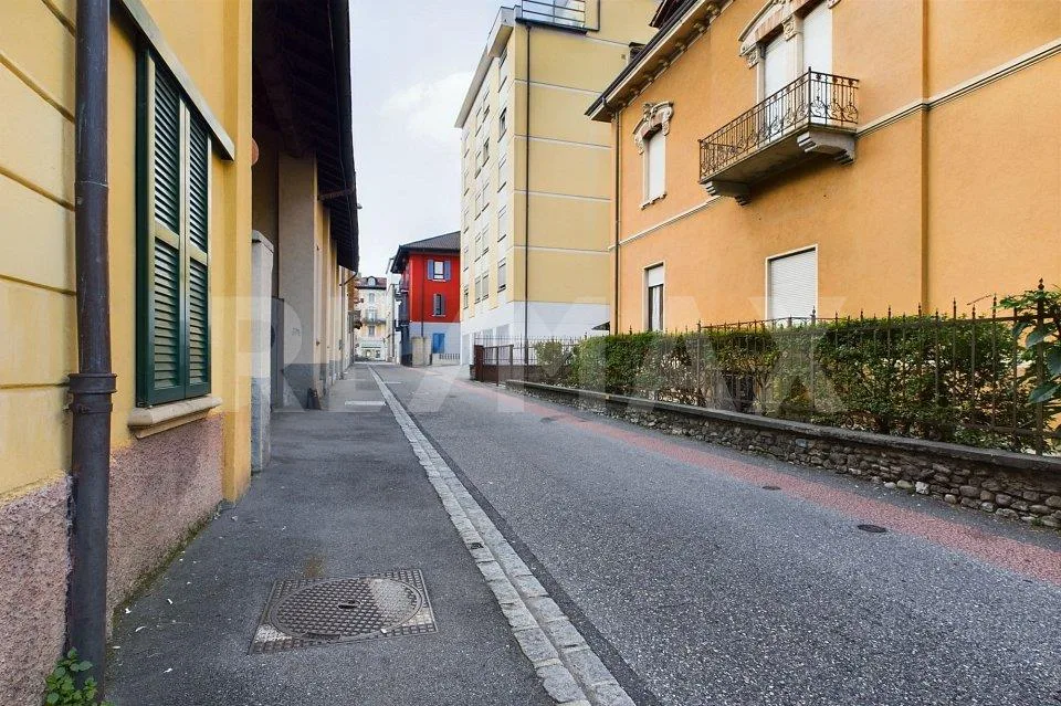 Helles und renoviertes 2,5-Zimmer-Wohnung mit Terrasse – Foto 11 von 11