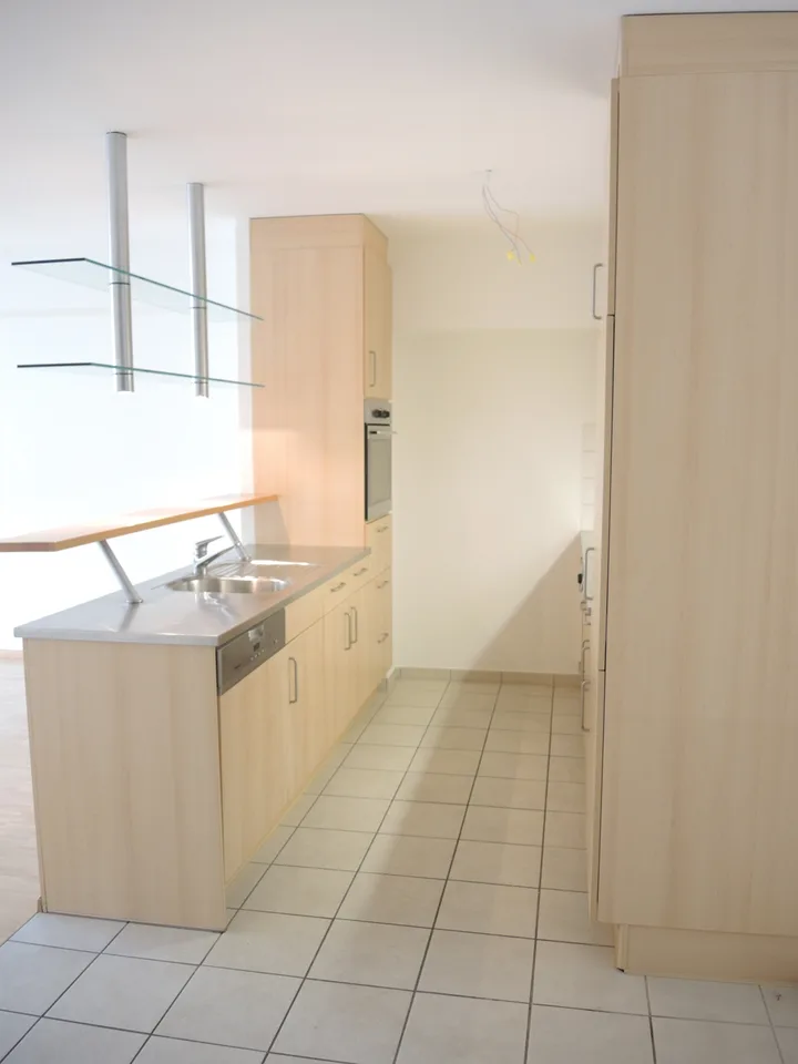 Nachmieter gesucht 4 ZW mit 2 Balkonen, 2 Badezimmern u. Lift – foto 3 di 8