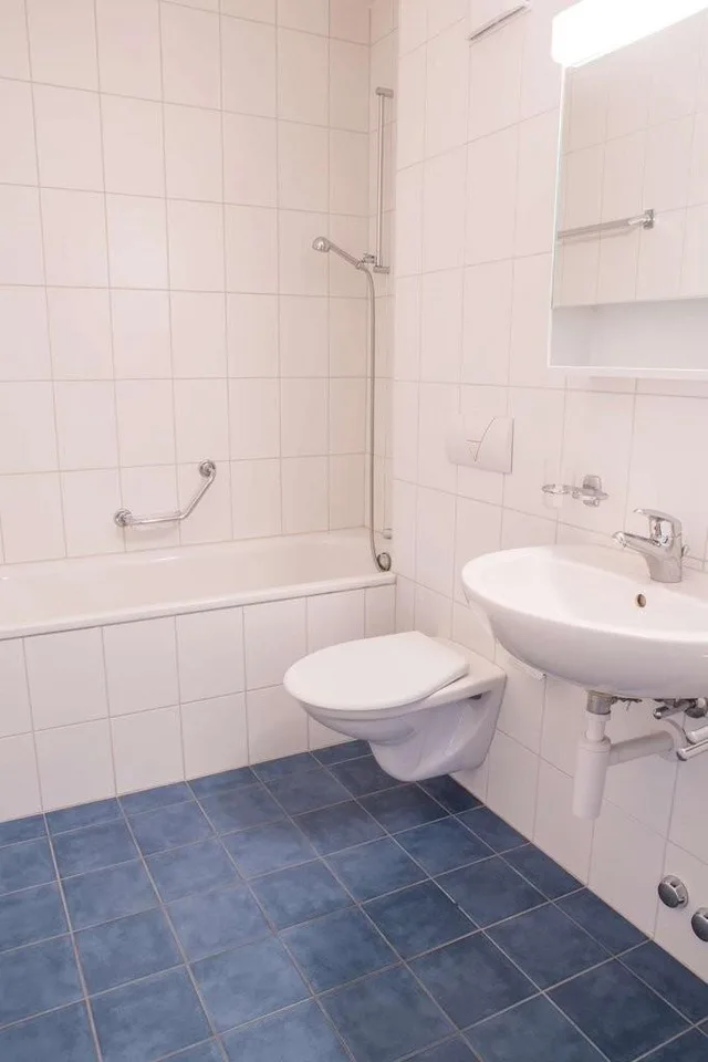 Wohnung 5.5 Zimmer im Erdgeschoss zur Miete in Fribourg! – Foto 6 von 9