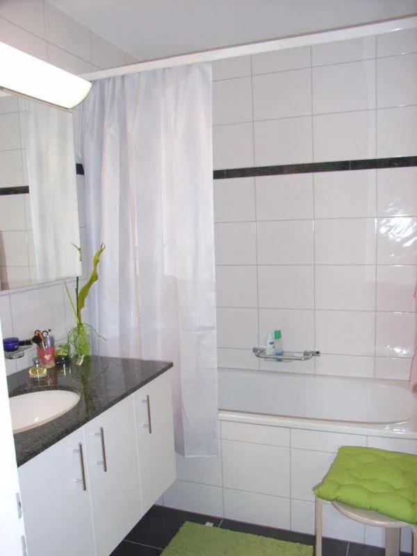 Schöne 4.5 Zimmerwohnung, ruhig gelegen – photo 9 of 13